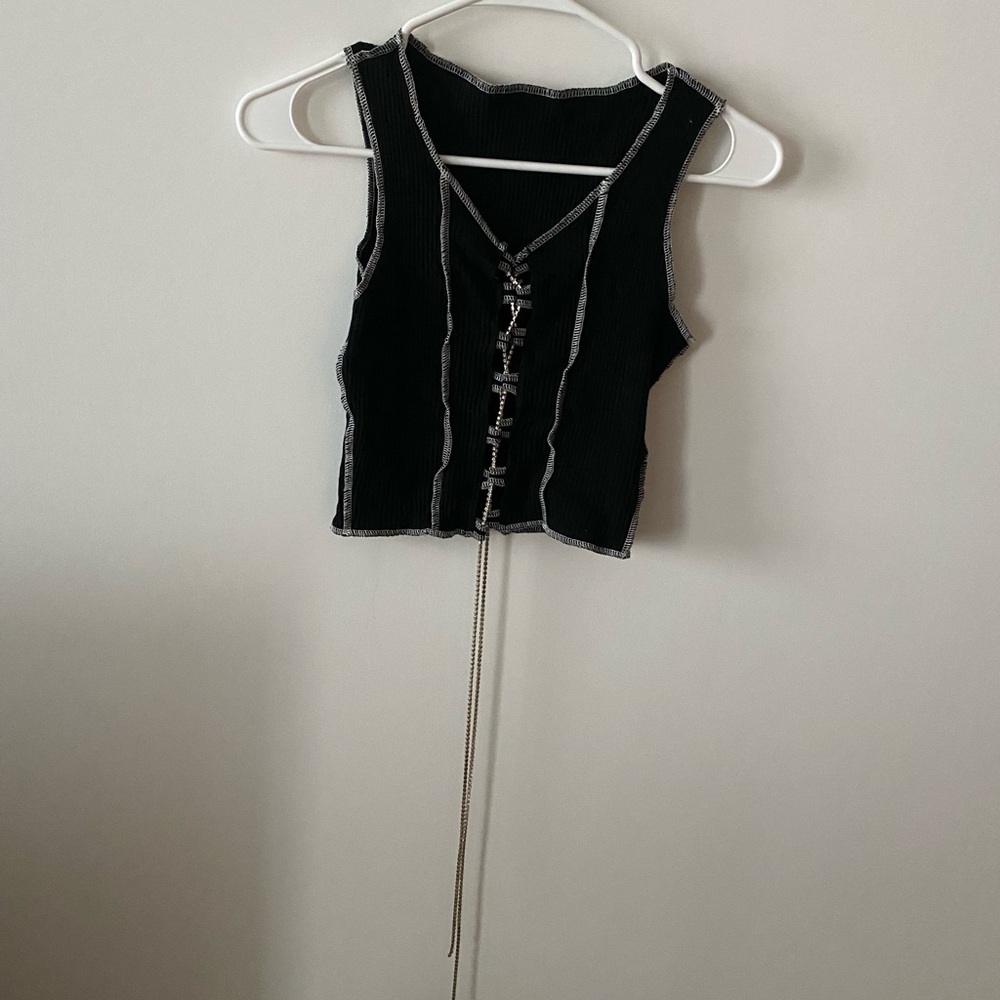 SHEIN Black Crop Tie Front Tank Top